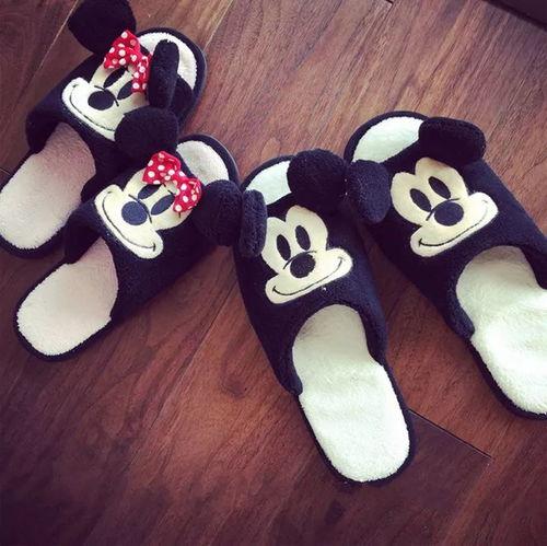 成人毛茸茸拖鞋视频,时尚潮流还是隐秘诱惑？