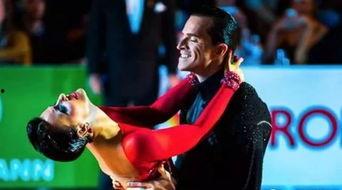 成人学拉丁舞的步骤视频,轻松入门，舞动人生