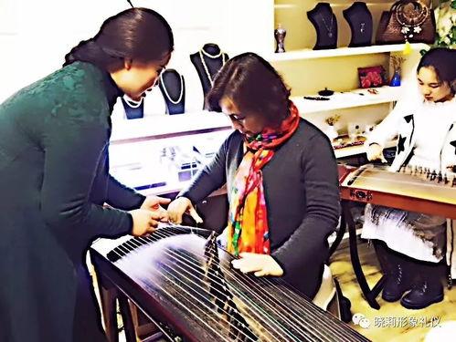 成人学古筝课堂视频教学,跟随视频学习古筝演奏技巧