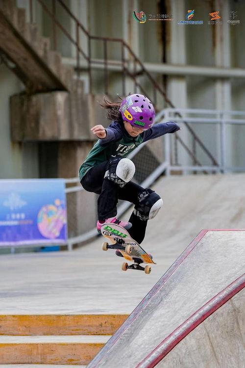 成人滑板启蒙视频大全教程