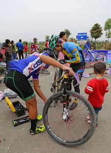 成人赛车自行车直播视频,成人赛车自行车直播精彩瞬间回顾  第3张