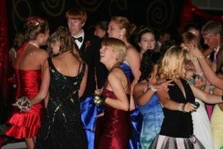 外国成人毕业舞会视频  第2张