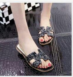 成人女鞋断码正常吗视频,正常还是另有隐情？